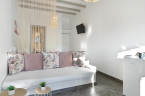 Calm Suites Kythnos 1